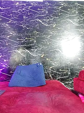 crislingery_dolli webcam