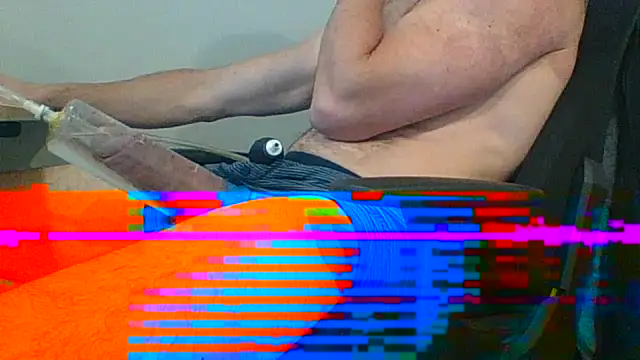 Bloopers66 webcam