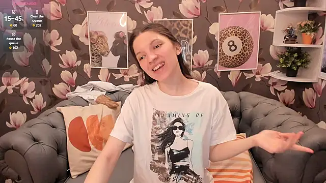 MelaniGrand webcam