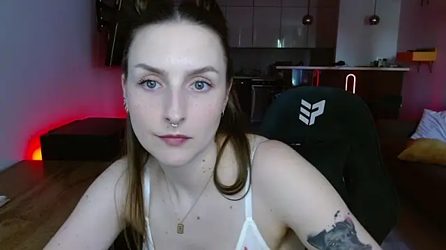 illusorycat webcam