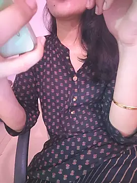zoya_baby_ webcam