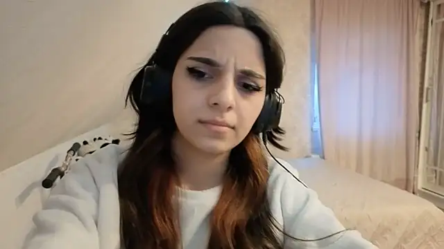 Blissmissataeses webcam