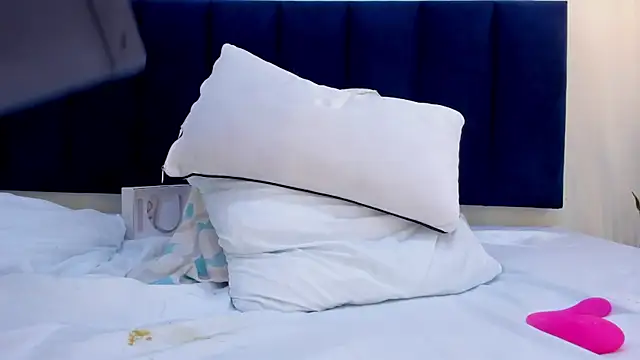 mayaevansmg webcam