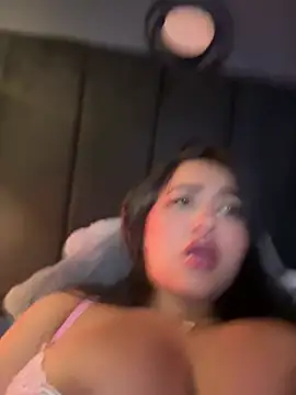 Sara__collins__ webcam