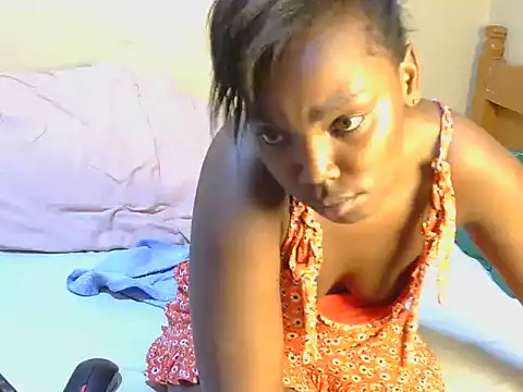 Trina_T webcam