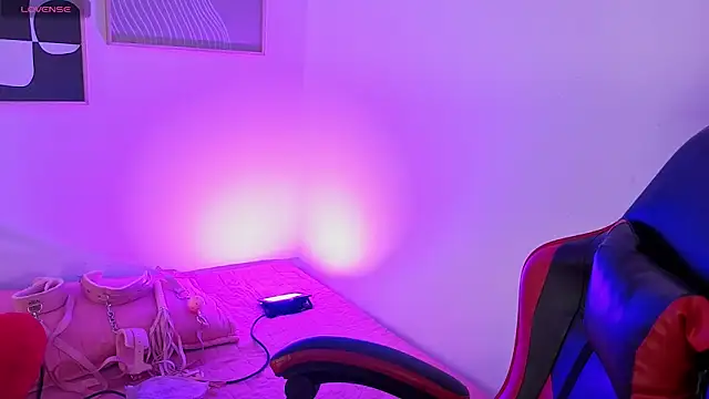 _sharlotte777 webcam