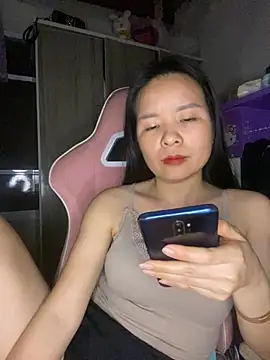 Ivy_Trix2 webcam