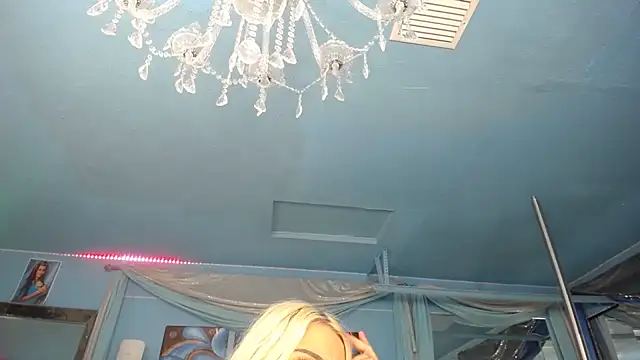 ADRIANNA_FOX webcam
