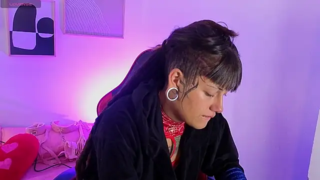 _sharlotte777 webcam