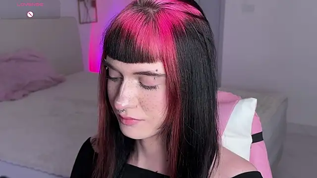 Erodia73 - Couple webcam sex chat