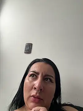 Abril_Luv webcam