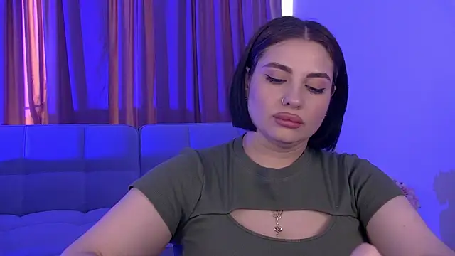 AdrianaToress webcam