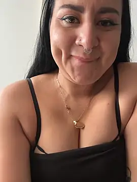 Abril_Luv webcam