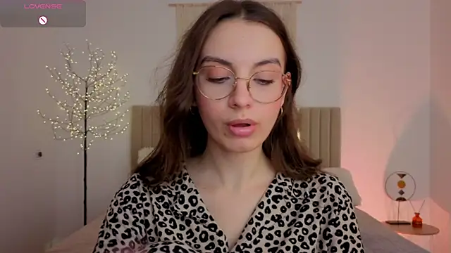 Real_cutie1 webcam