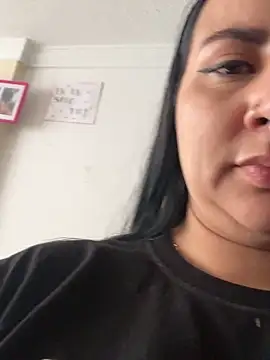 Abril_Luv webcam