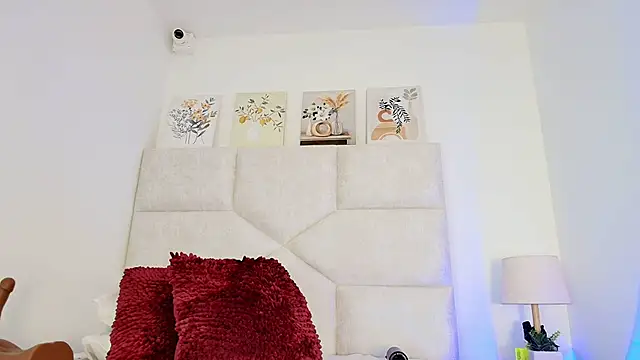 elizawiliamst webcam
