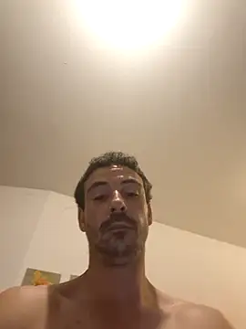 Chiennemale68@xh webcam