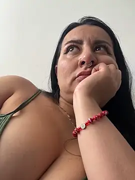 Abril_Luv webcam
