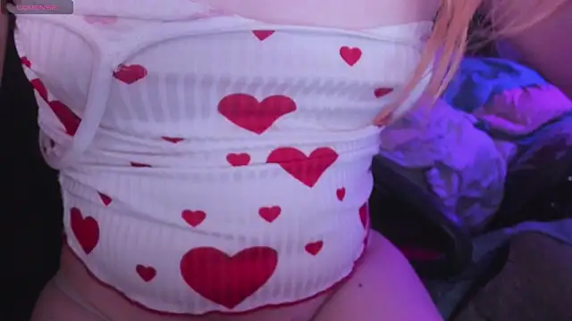 Cutie_Bambi webcam