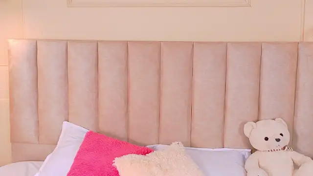 JosselynBrown webcam