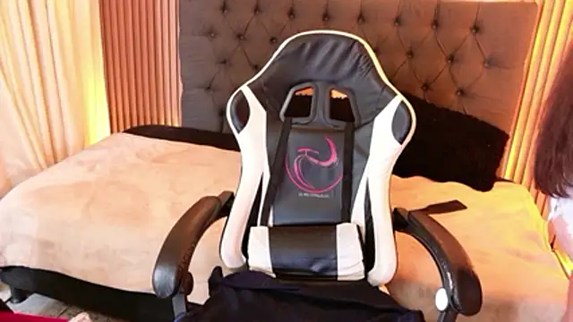 Veronicajhonsonn webcam