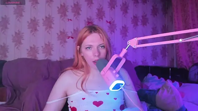 Cutie_Bambi webcam