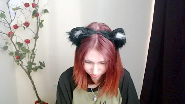 GuessMe___ webcam