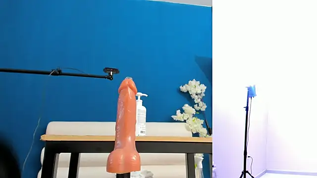 letty_straus - Letty_straus's free webcam - UK Sex Cams
