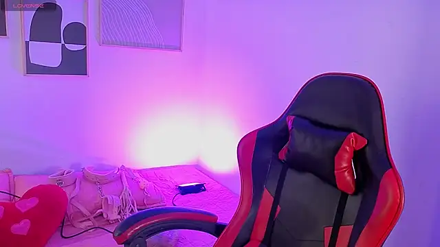 _sharlotte777 webcam