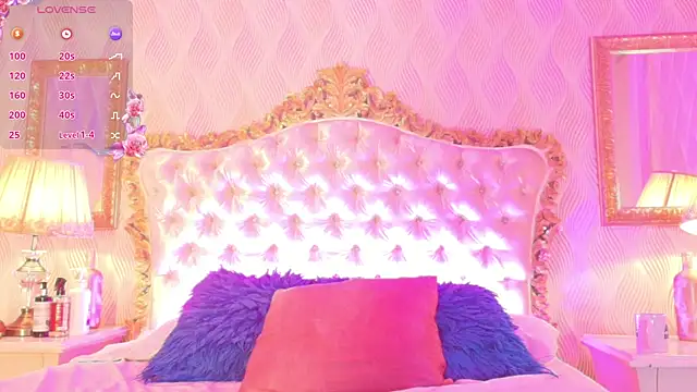 alexa_cruz__ webcam