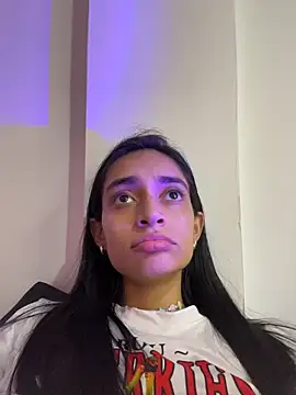 leilani_X webcam