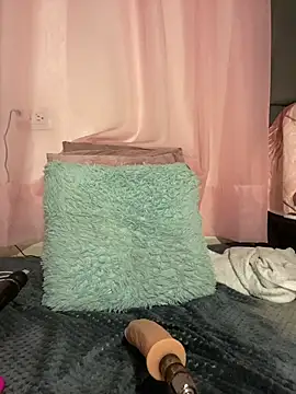 ericajohnson_ webcam