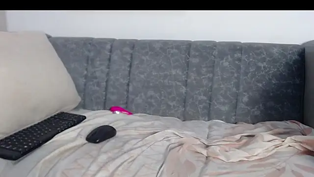 queen_adhara webcam