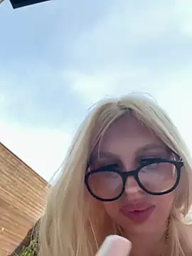 Steffi_Snowbunny webcam