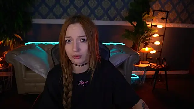 lizzamoonn - LizzaMoonn's free webcam