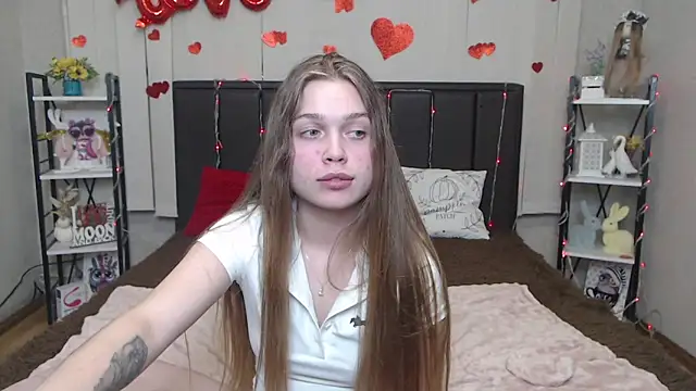 LaraPika webcam