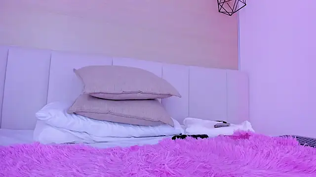 Haily_b webcam