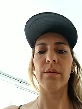 Monita_Med webcam