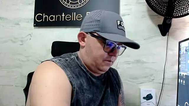 maximo_daddy webcam