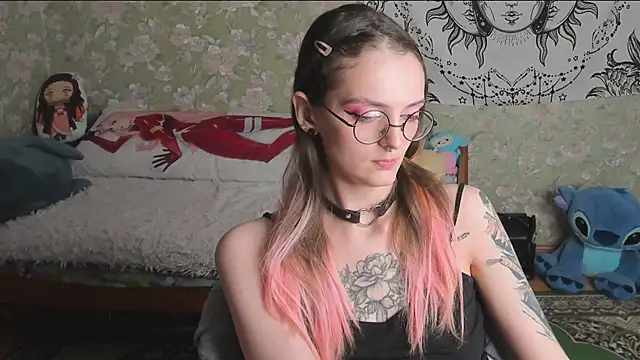 Cutie_Adelia webcam
