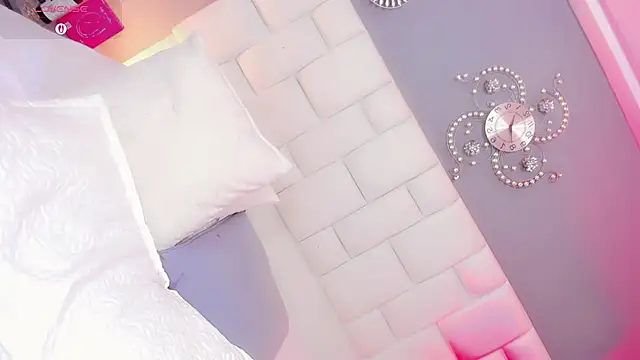 Kisses_Sophia webcam