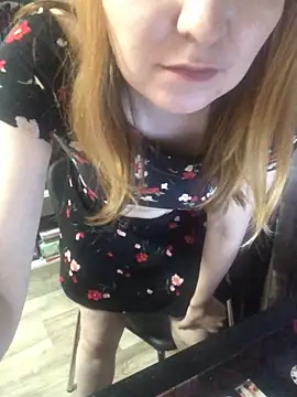 Velvet_Cry webcam