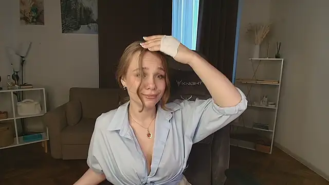 VetaIssacs webcam