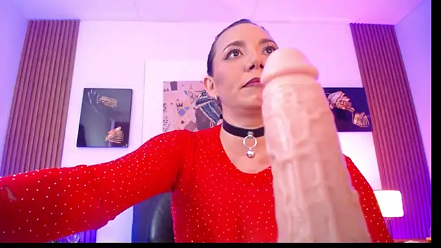 milfsecret69 webcam