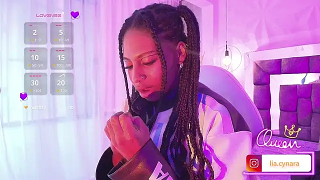 Queen_perla_ webcam