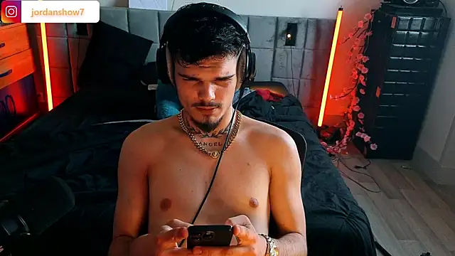 JordanShow webcam