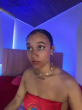 coraline_vera webcam