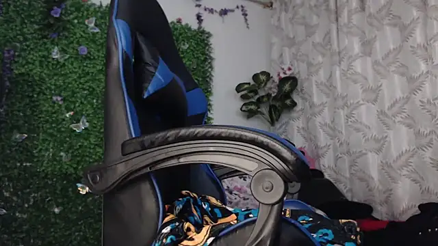 valquiria_sirgun webcam