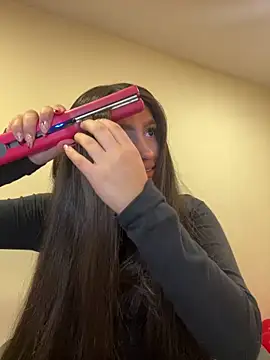 Alyha_Cortes webcam