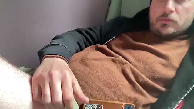 ArtsyCocksy webcam